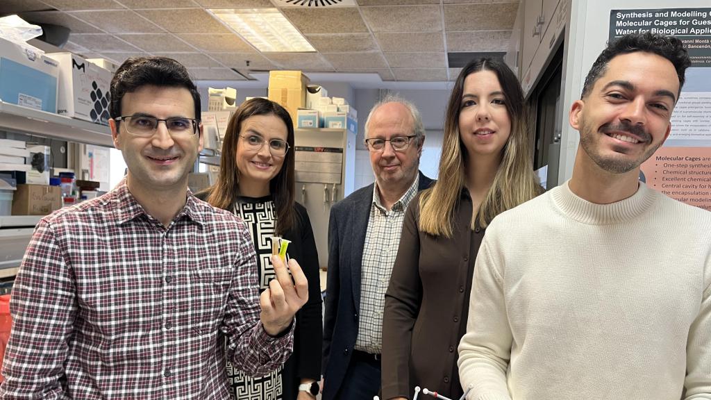 Vicente Martí, Estela Climent, Eva Garrido, Ramón Martínez Máñez y Giovanni Montà-González de izquierda a derecha