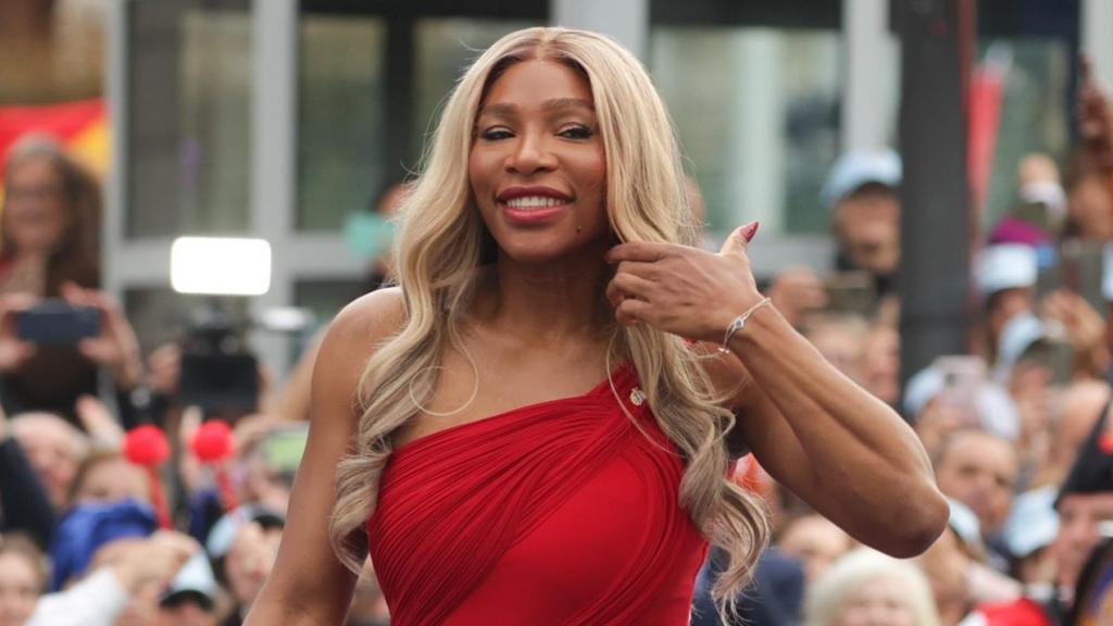 Serena Williams, en su llegada a la ceremonia del Premio Princesa de Asturias de los Deportes 2025