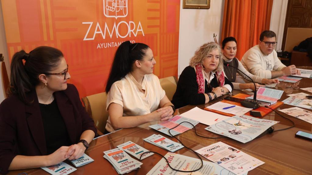 Presentación del programa Vida Activa con Auxi Fernández