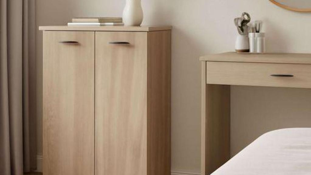 Mueble zapatero multiusos.