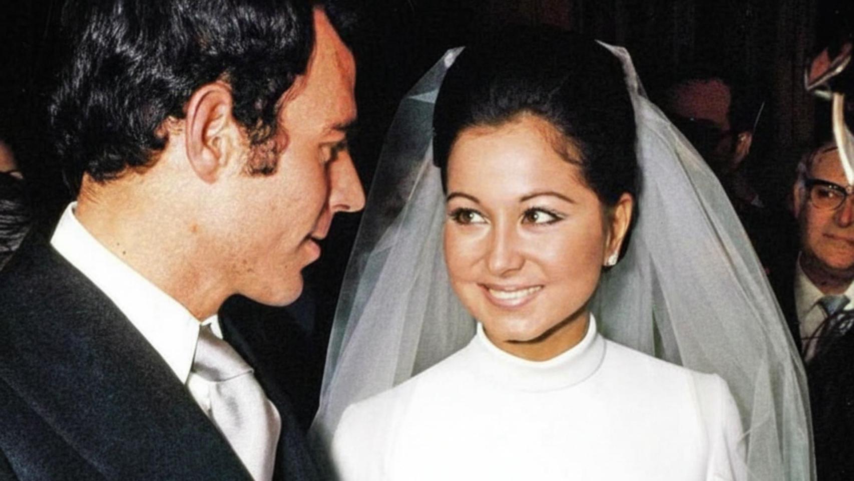 Julio Iglesias e Isabel Preysler el día que se casaron.