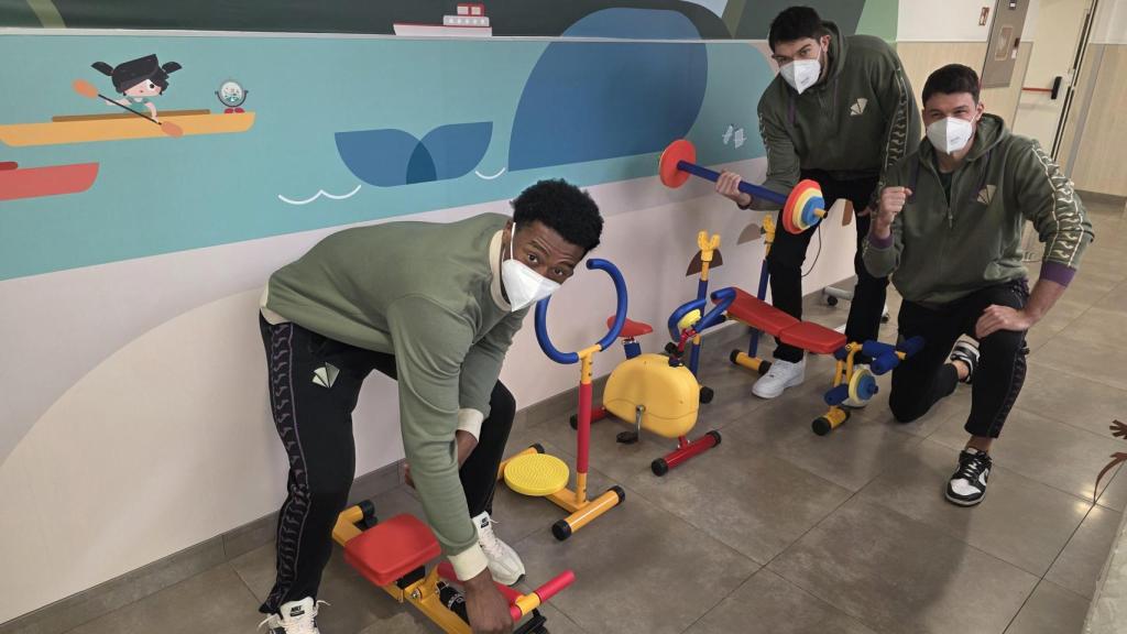 Audige, Barreiro y Tillie en el Hospital Quirónsalud Málaga.