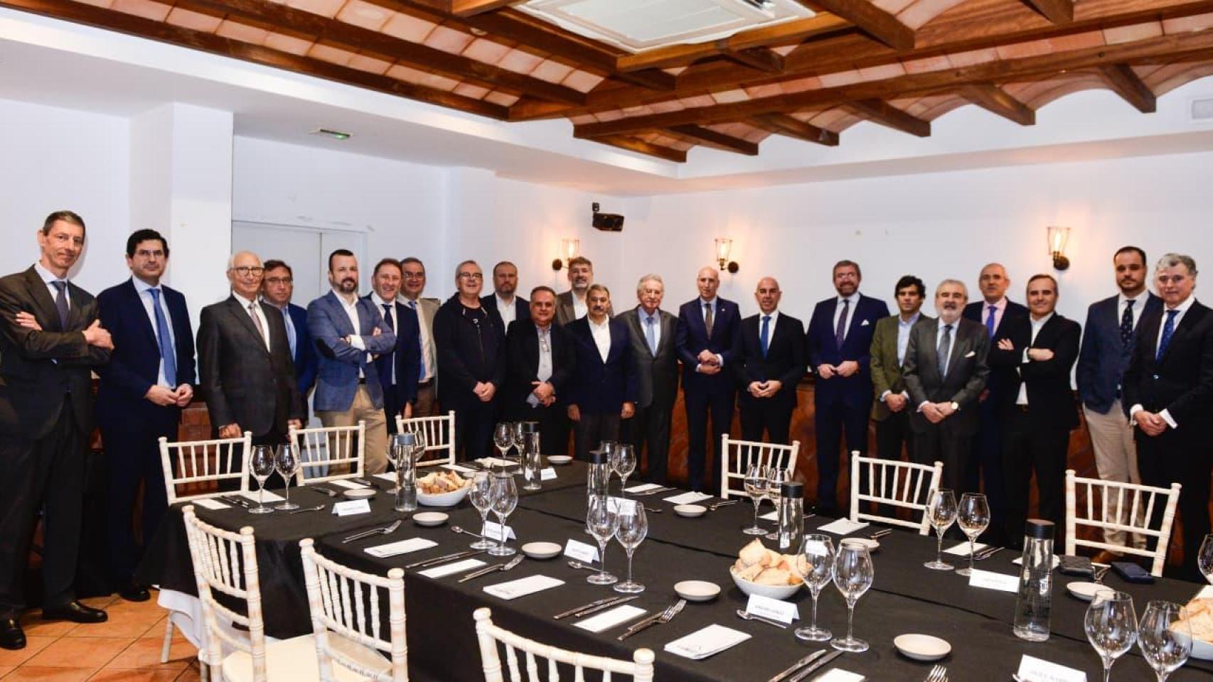 Encuentro entre el alcalde de León, José Antonio Diez, y Empresa Familiar de Castilla y León, este miércoles