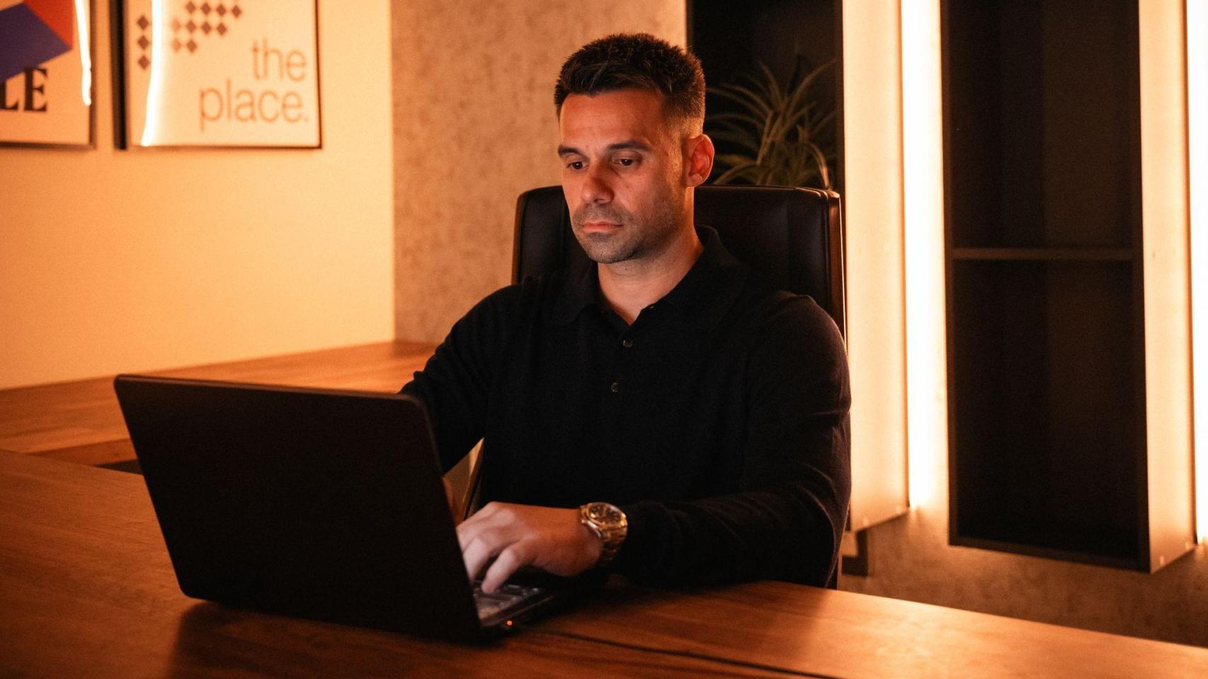 Luis Villanueva, CEO de Webpositer