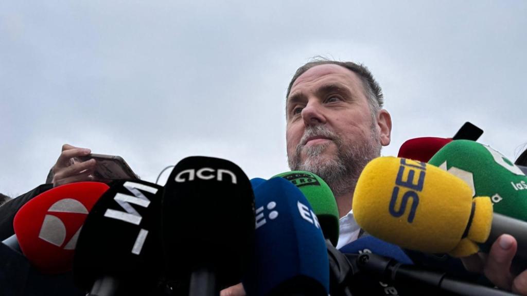 Oriol Junqueras, hace una semana, a la salida de su primera reunión oficial en Moncloa con Pedro Sánchez.