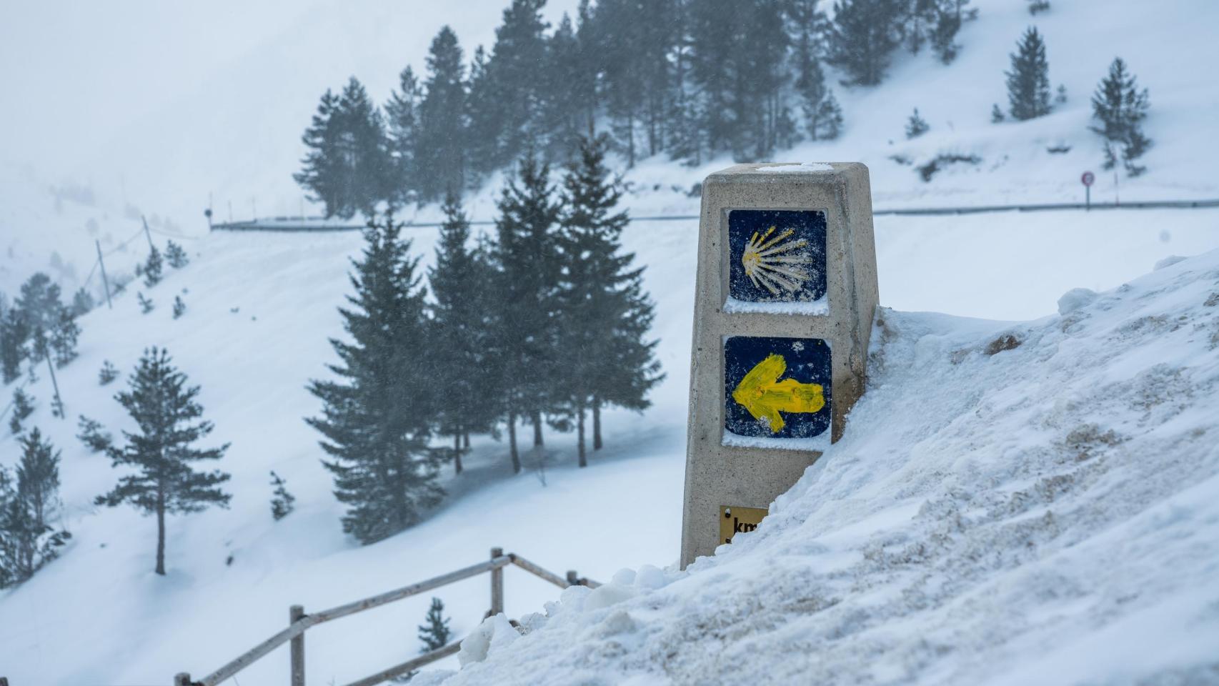 Paisaje gallego cubierto de nieve