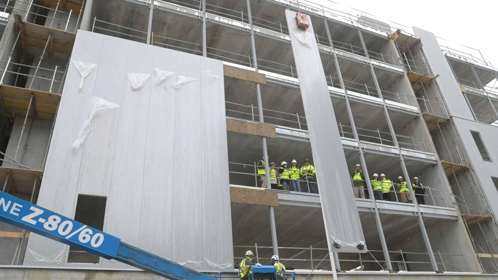 Edificio de Xuxán, en A Coruña, en el que la Xunta construye viviendas de alquiler.