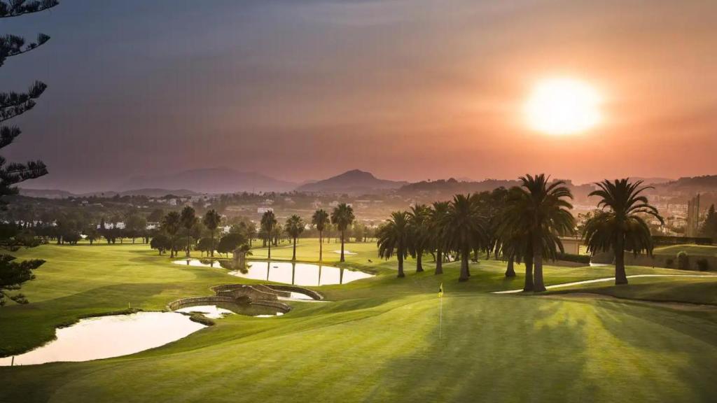 Imagen de un campo de golf en la Costa del Sol.