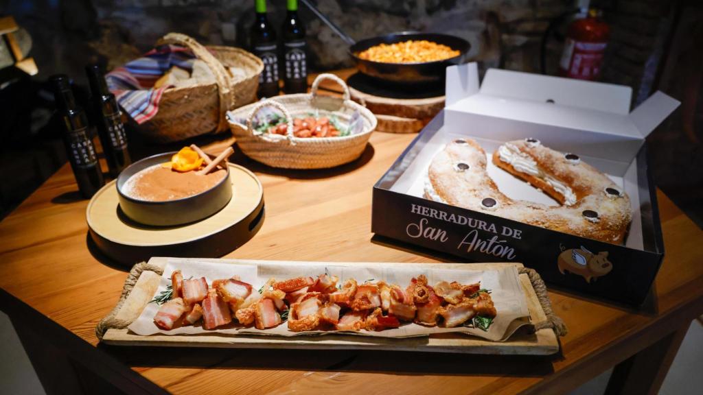 Productos típicos de San Antón en Gálvez.