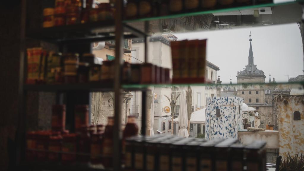 Vistas desde la tienda de La Carpetana al Monasterio de San Lorenzo de El Escorial.