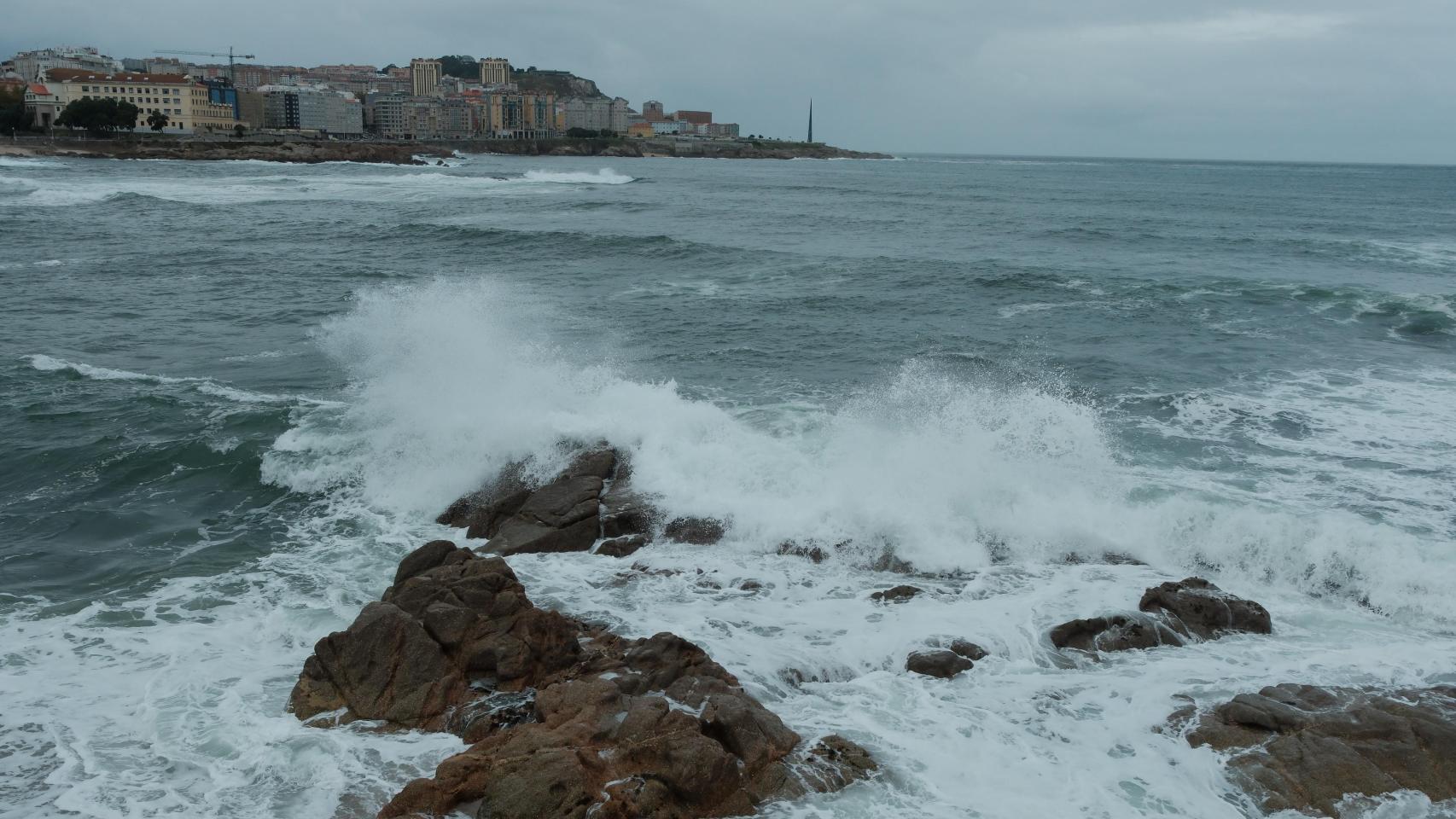 Temporal costero en Riazor (A Coruña)