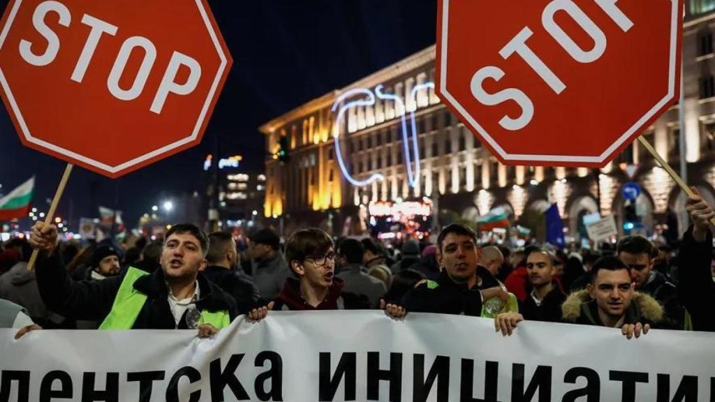 Las protestas en Bulgaria de diciembre llevaron a la dimisión del anterior Gobierno.