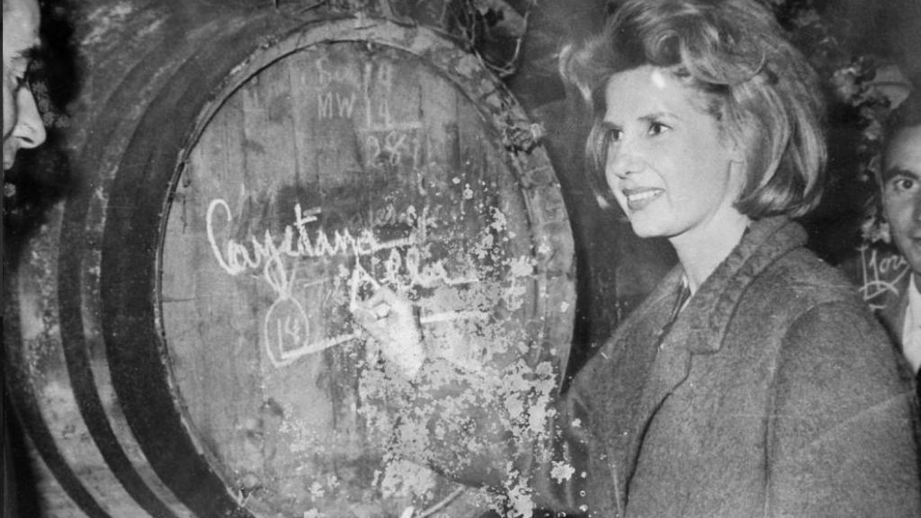 La duquesa de Alba en El Pimpi.