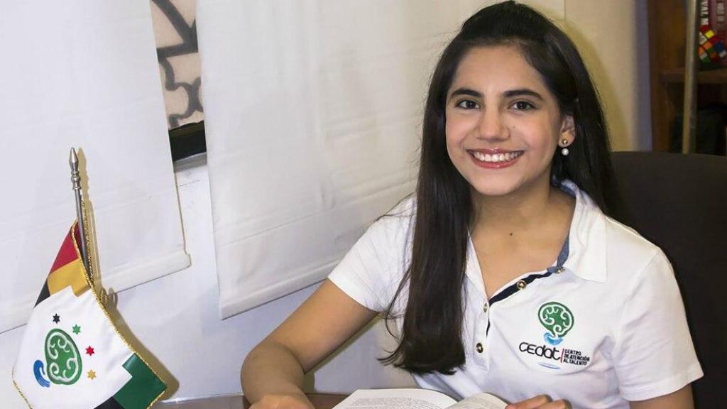 Dafne Almazán (CEDAT)