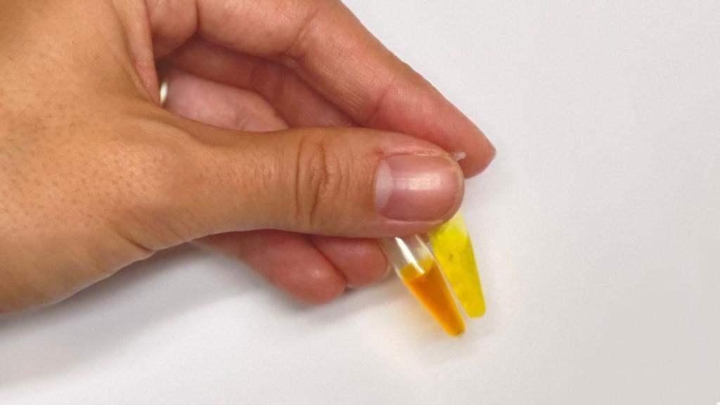 Muestra del cambio de brillo del sensor de escopolamina