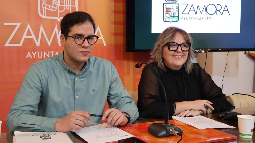 El concejal de Obras, Pablo Novo, y la concejala de Urbanismo, Ana Belén González
