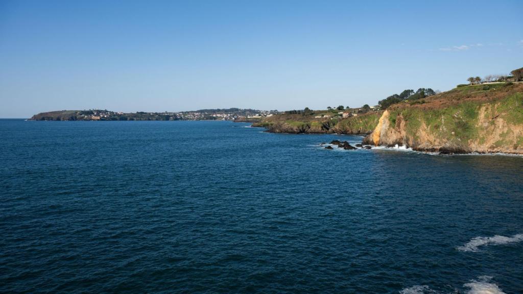 Imagen de la costa de Oleiros.