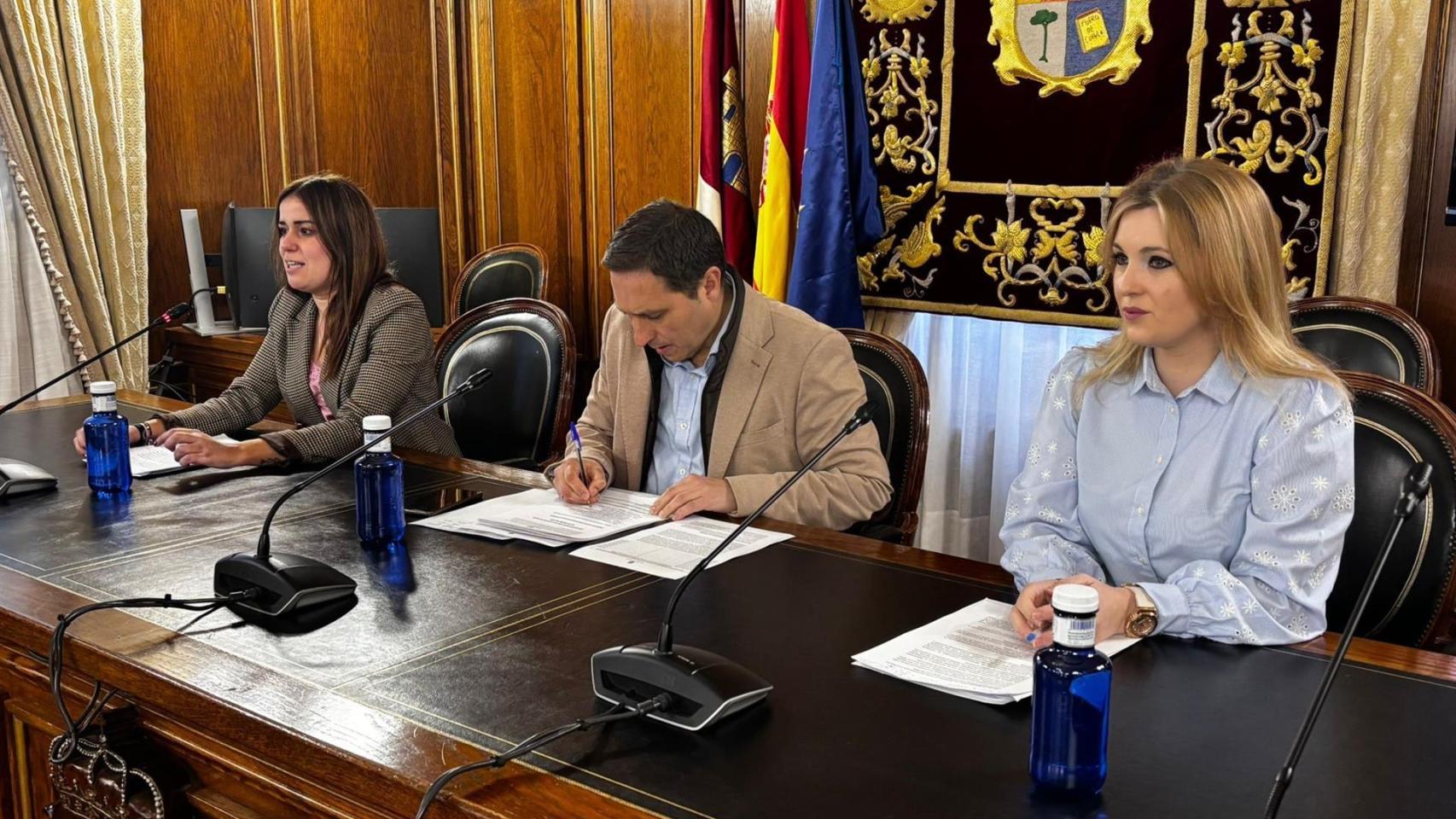 Presentación del programa que la Diputación de Cuenca llevará a Fitur. Foto: Diputación.