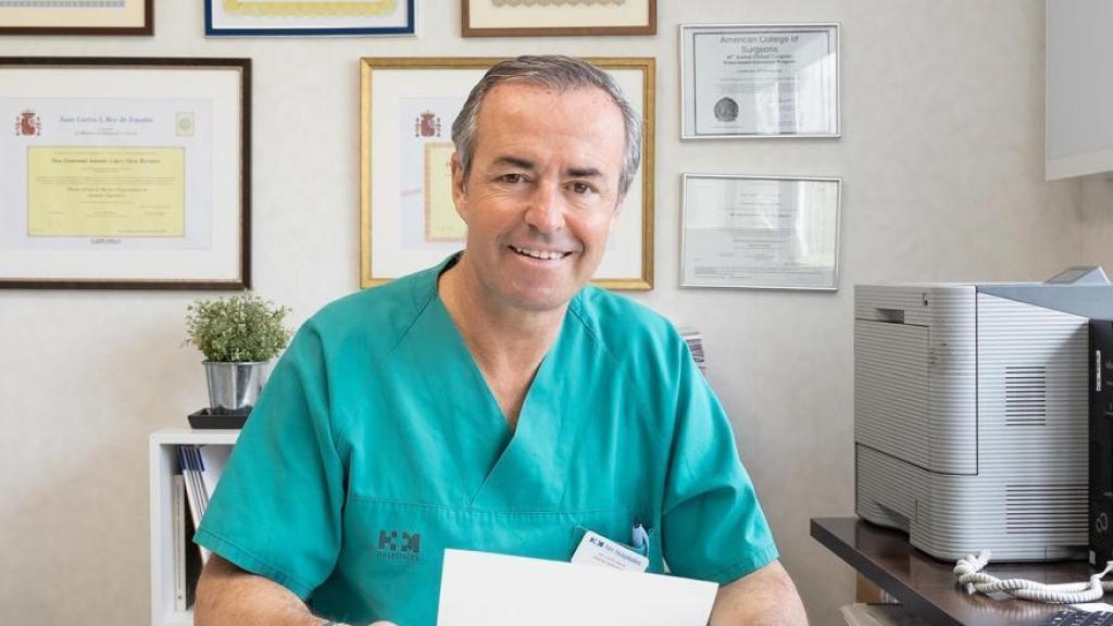 Gontrand López-Nava, director de la Unidad de Endoscopia Bariátrica del Hospital Universitario HM Sanchinarro.