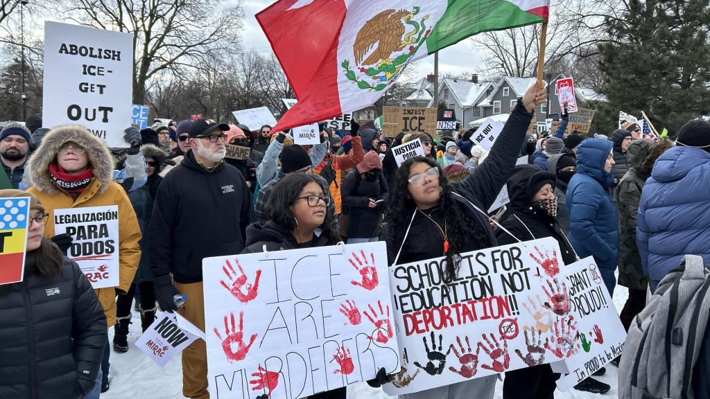 Manifestación de los migrantes en Minneápolis.