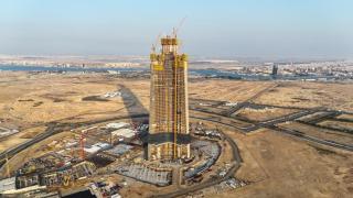 Vista aérea del rascacielos de la Torre Jeddah en construcción.