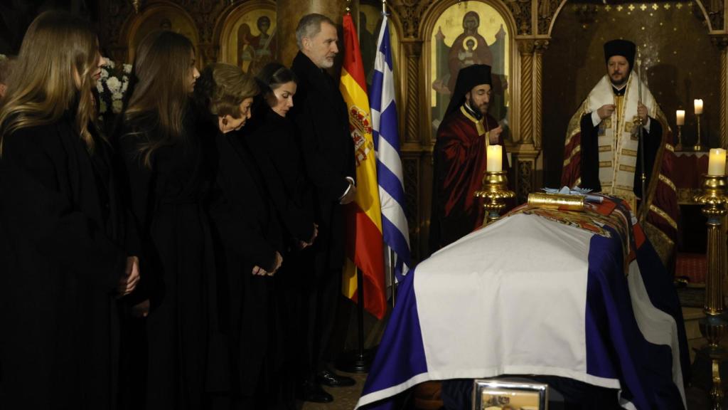 La Familia Real despide a la princesa Irene de Grecia y Dinamarca.