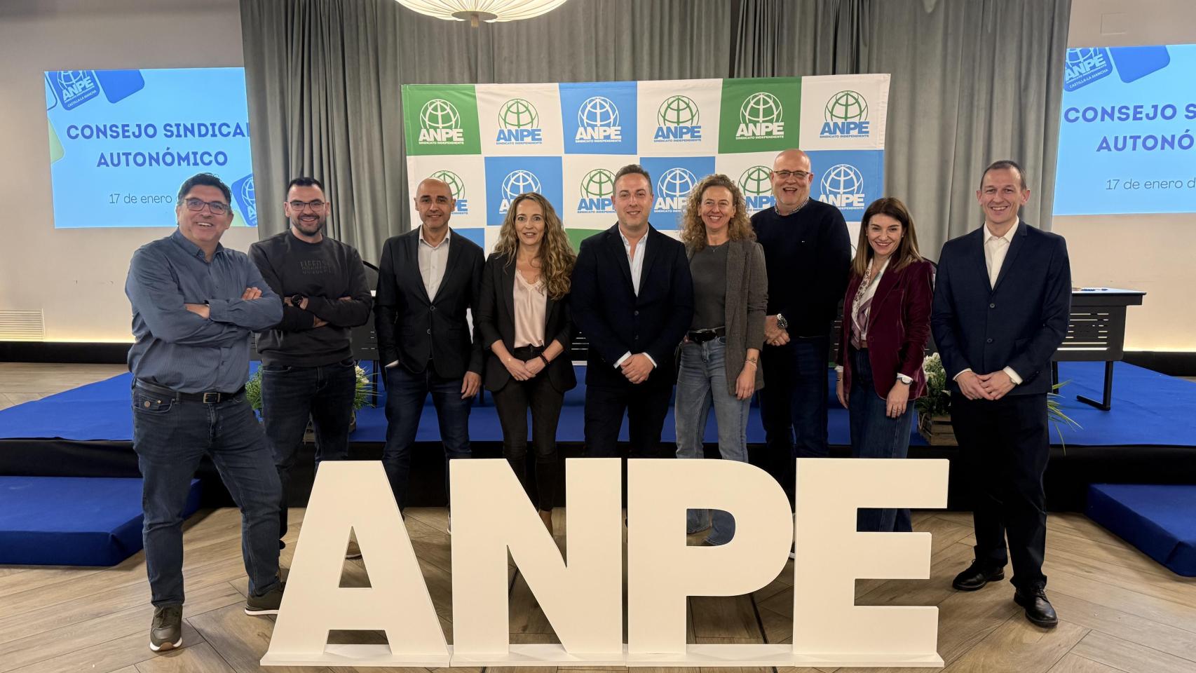 Foto del equipo que acompañará al presidente Martín Navarro en esta nueva etapa.