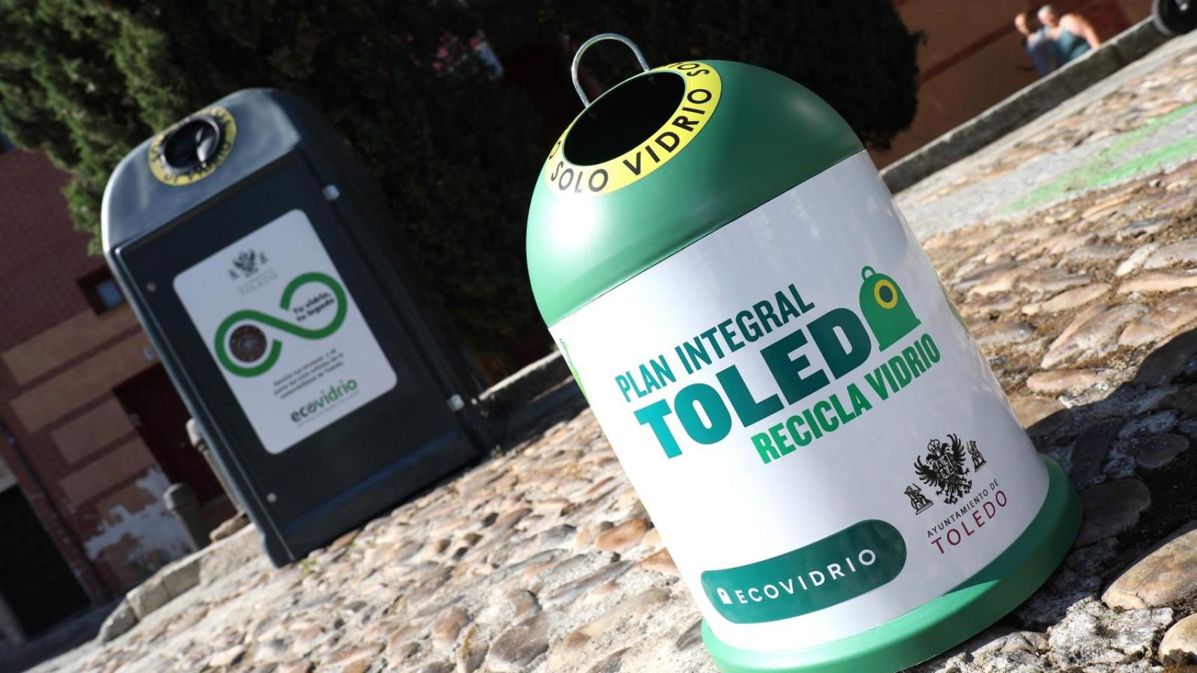 Imagen de un contenedor de recogida de vidrio.