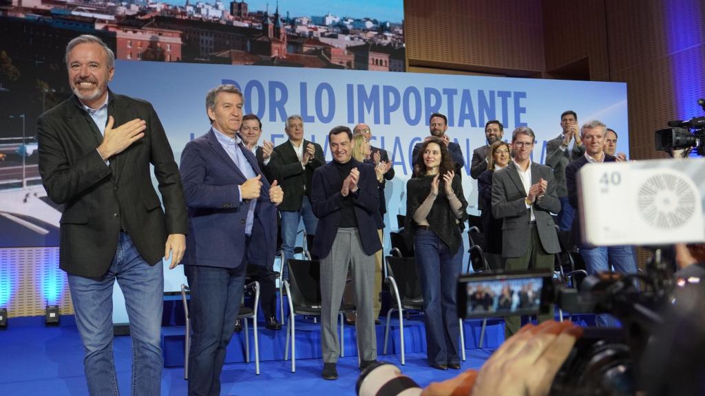 Feijóo, este domingo con los barones del PP en la cumbre por la financiación de Zaragoza.