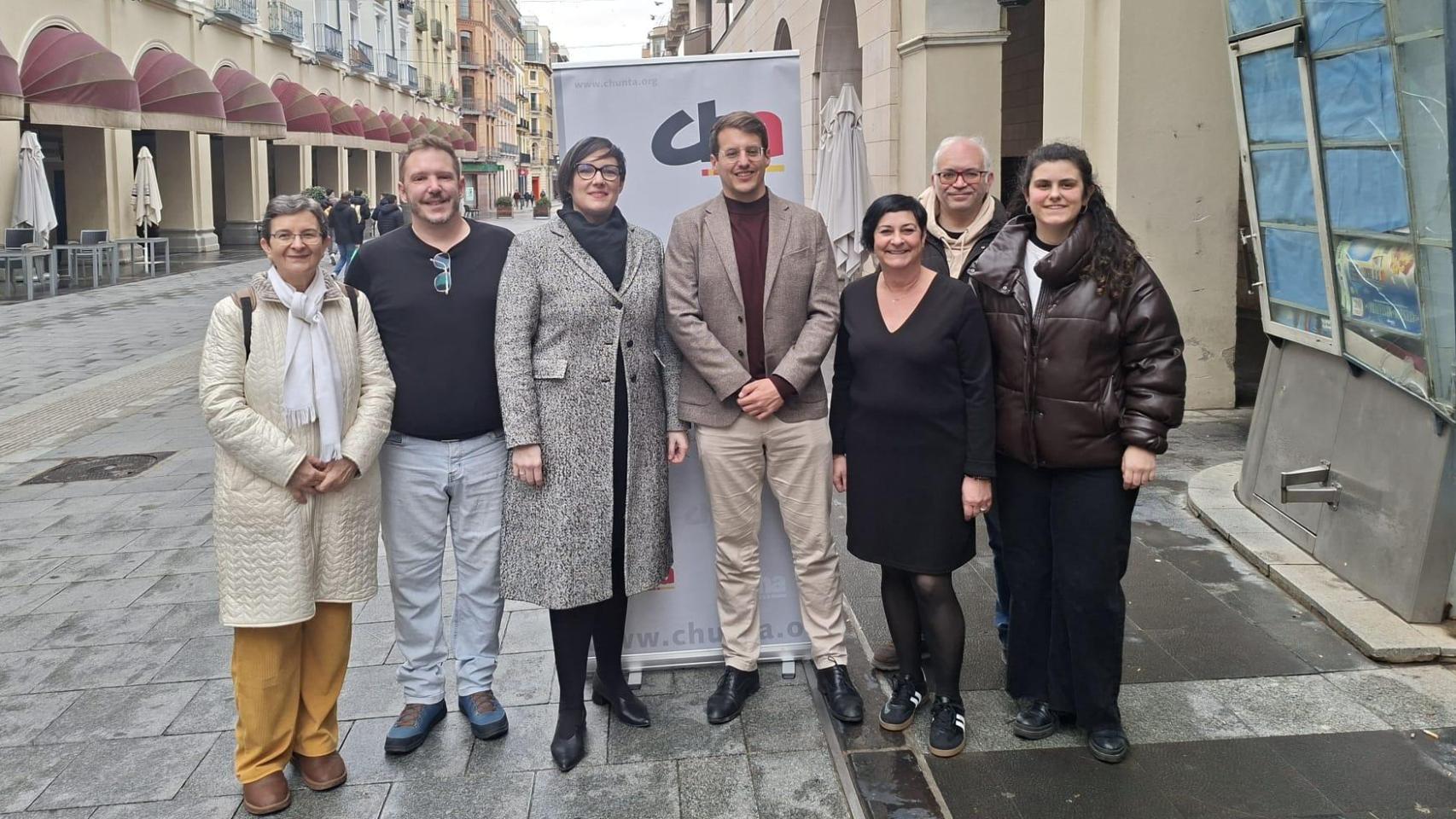 Jorge Pueyo y Verónica Villagrasa, en Huesca.