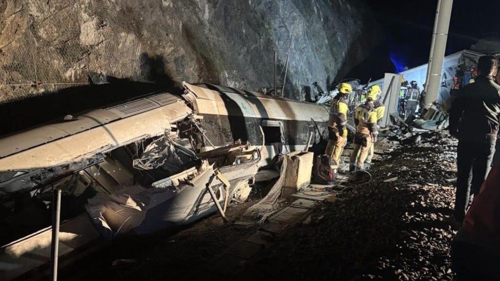 En la zona cero del choque de trenes de Adamuz