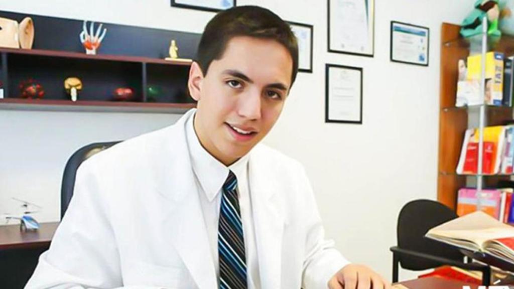 Andrew Almazán, médico precoz.