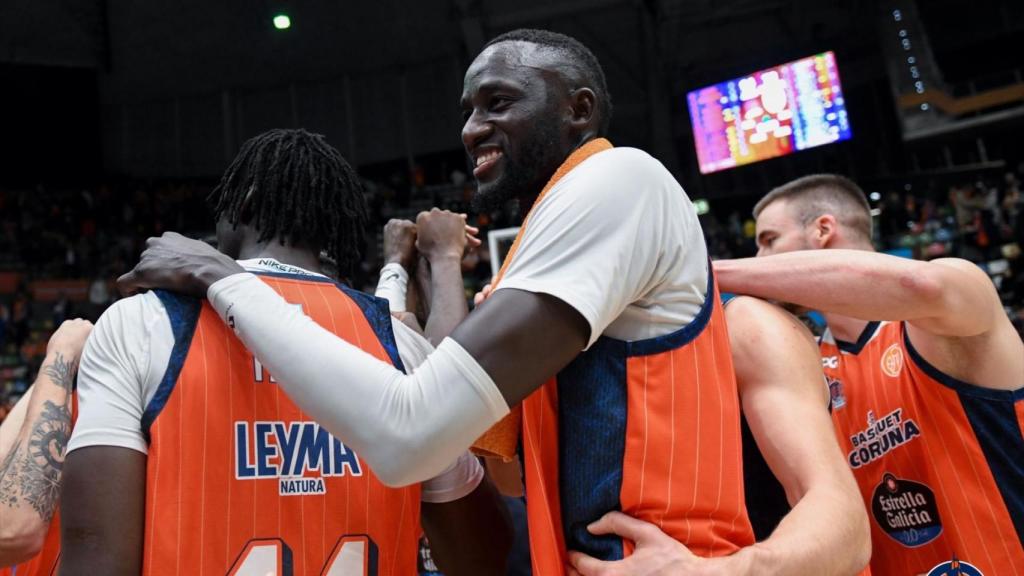 Básquet Coruña cerró la primera vuelta con una gran victoria sobre Mallorca.