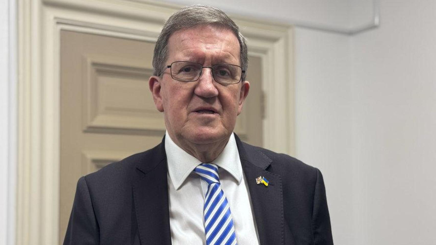 George Robertson, exjefe de la OTAN.