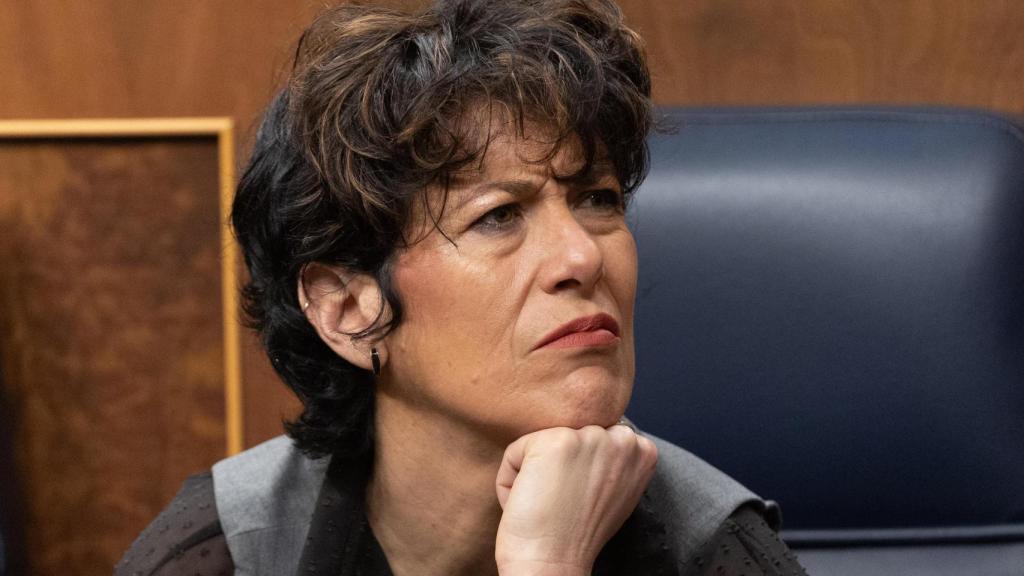 La ministra de Inclusión, Seguridad Sociales y Migraciones, Elma Saiz, en el Congreso.