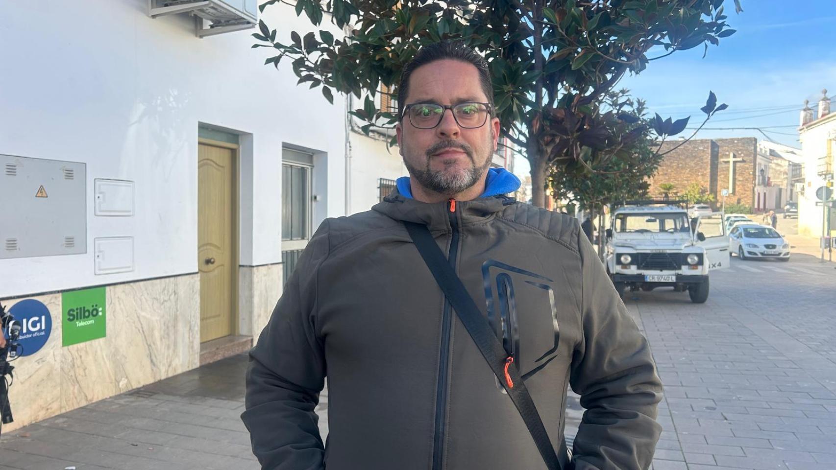 Gonzalo, el cuponero de Adamuz que sacó con su quad hasta 15 heridos de las vías de los trenes descarrilados.