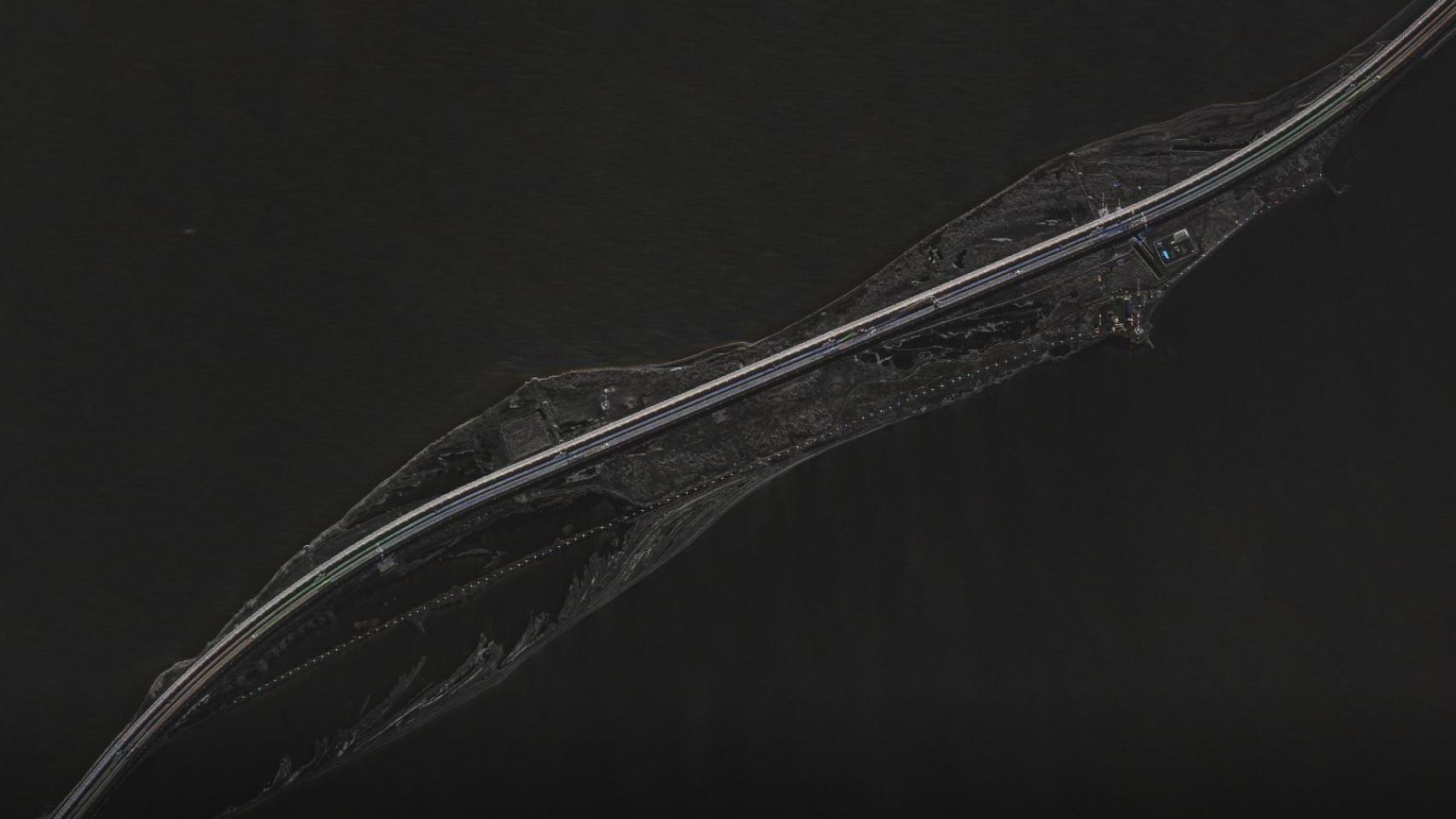 Puente de Crimea captado por un satélite de ICEYE