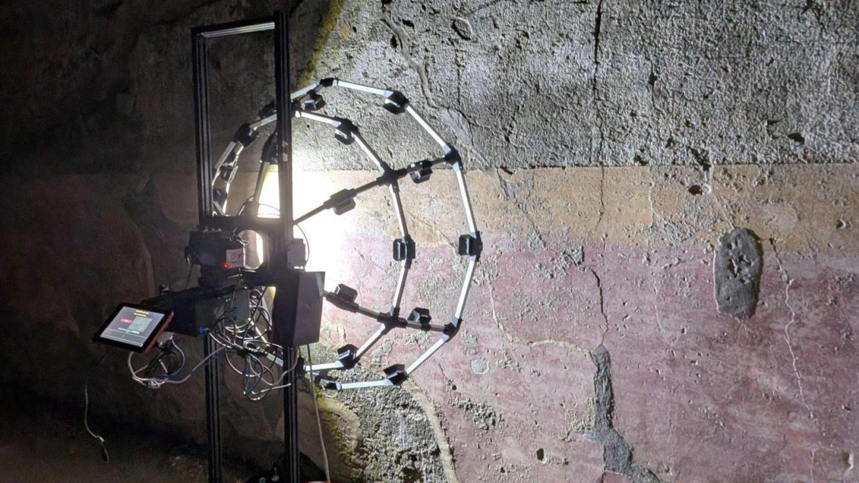 La red social de Pompeya: el pasillo donde han resucitado 300 mensajes de amor, burlas y crónicas de gladiadores