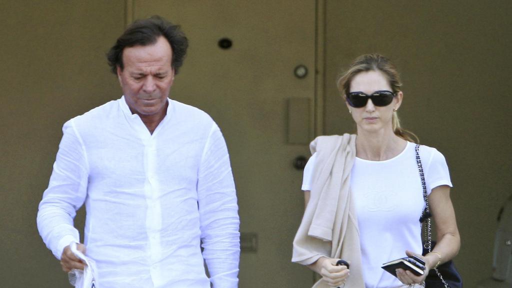 El matrimonio formado por Julio y Miranda, en una imagen tomada en 2009.