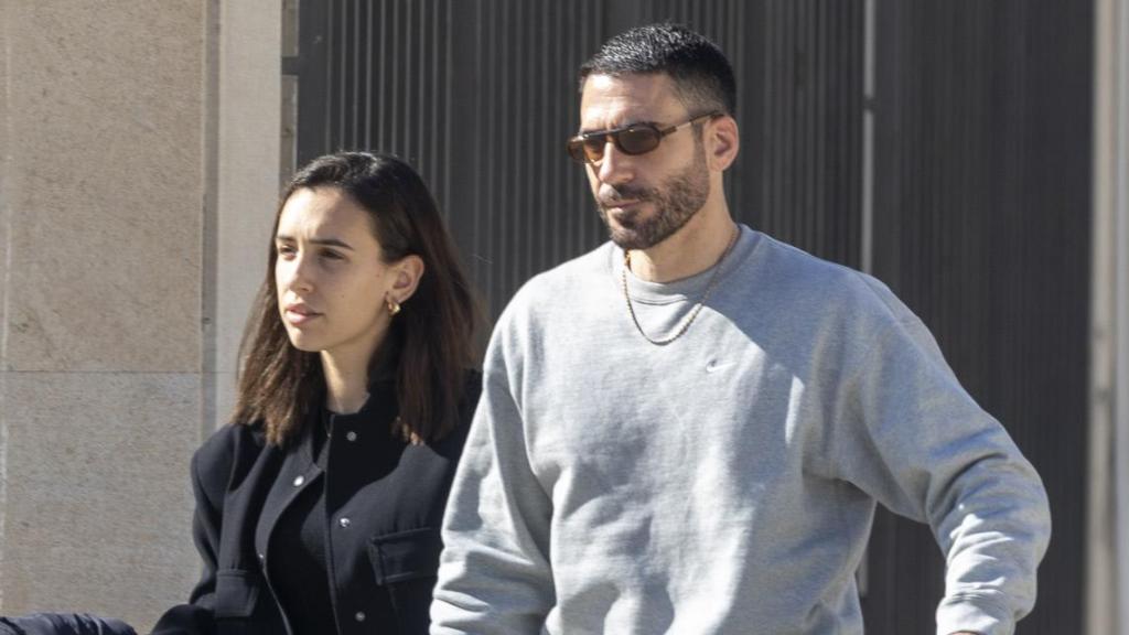 Rebeca Toribio y Miguel Ángel Silvestre, en Granada en febrero de 2025.