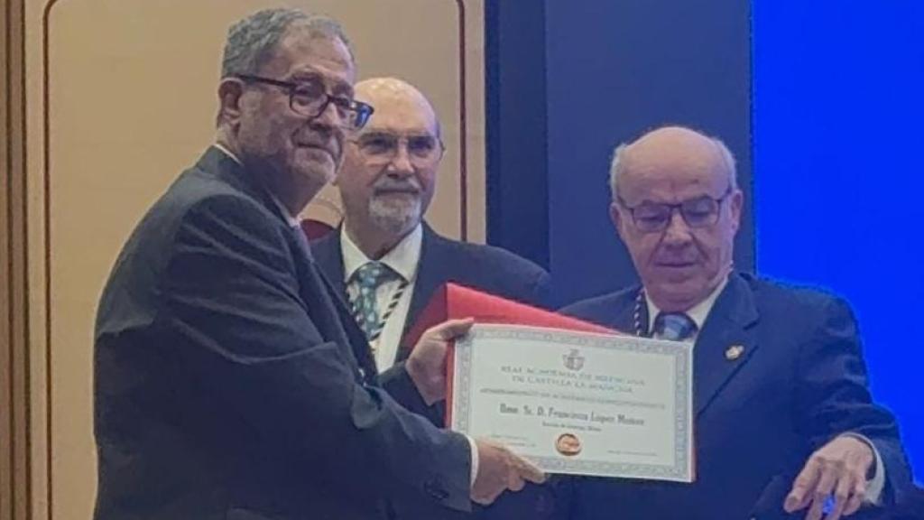 Francisco López Muñoz ha ingresado en la Real Academia de Medicina de Castilla-La Mancha.
