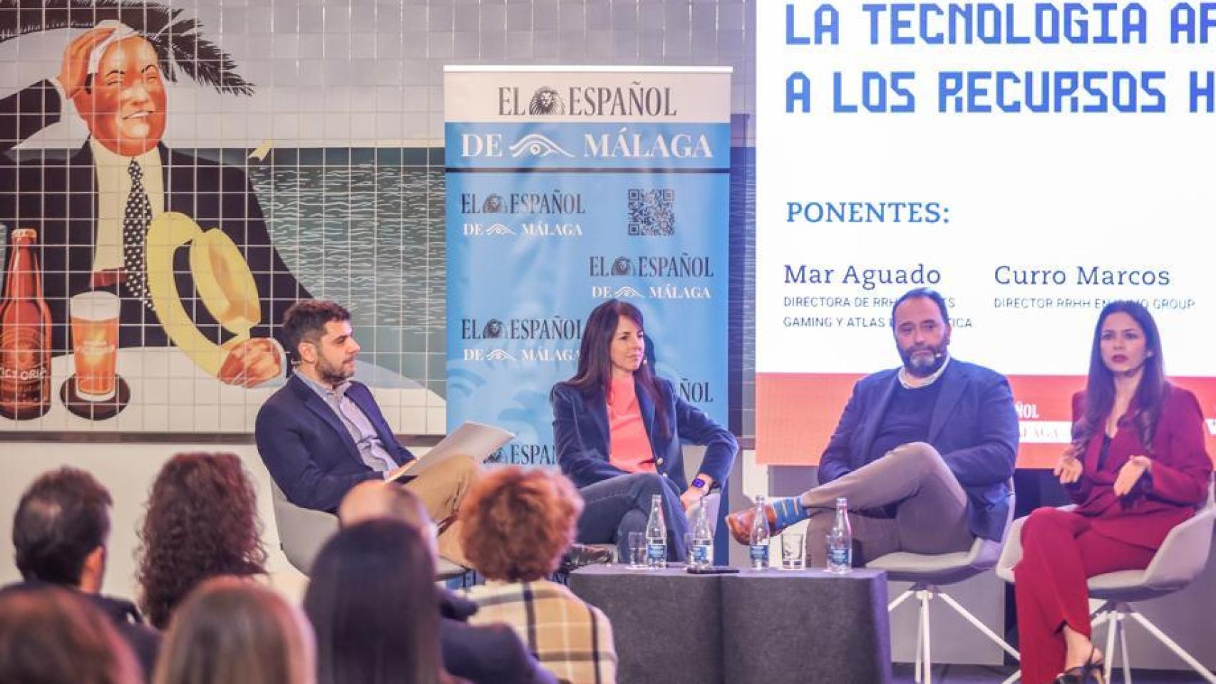 Un momento de la mesa redonda con Mar Aguado, Curro Marcos y Mamen Blanco.