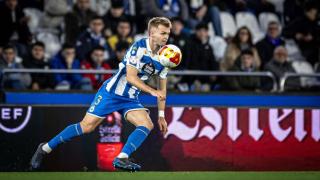 Arnau Comas durante un partido con el Deportivo.