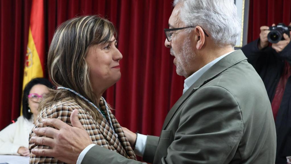 El alcalde de Lugo, Miguel Fernández, con la edil María Reigosa.