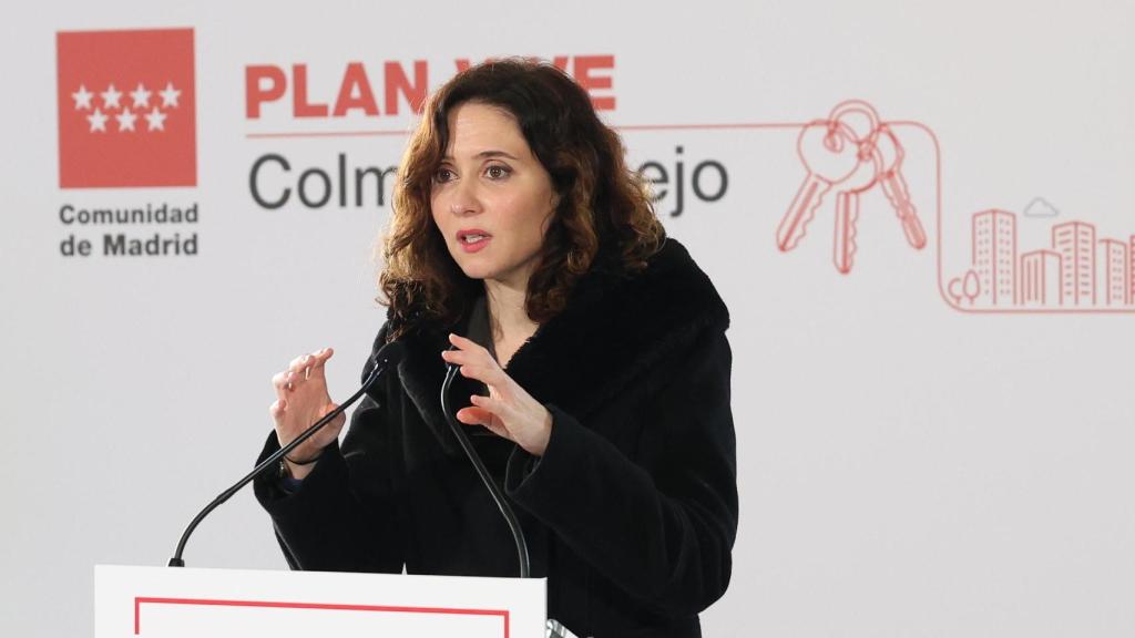 Isabel Díaz Ayuso en una comparecencia del Plan Vive.