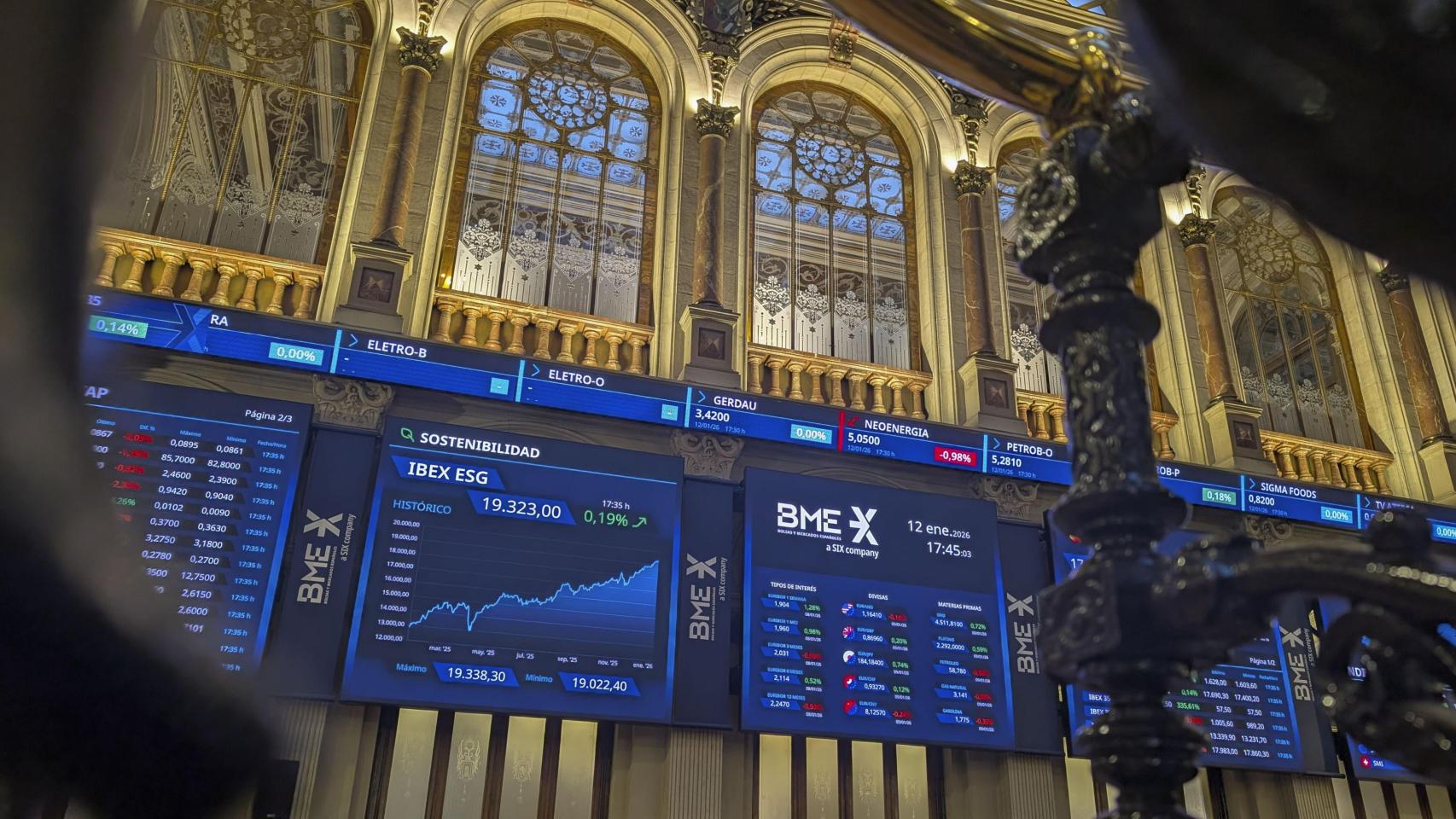 Interior del Palacio de la Bolsa de Madrid.