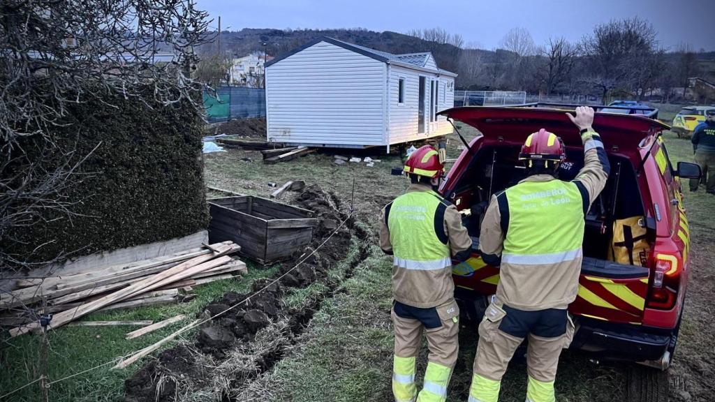 Intervención de los bomberos en Villanueva del Árbol