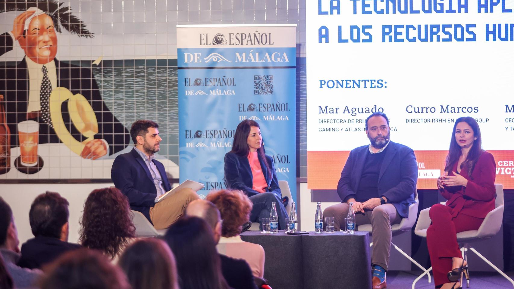 Un momento del XXXVIII Encuentro Tecnológico con Mar Aguado, Curro Marcos y Mamen Blanco.