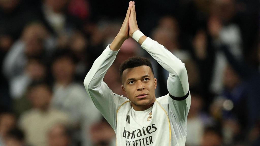 Mbappe pediu desculpas aos torcedores do Mônaco após o gol de 1 a 0