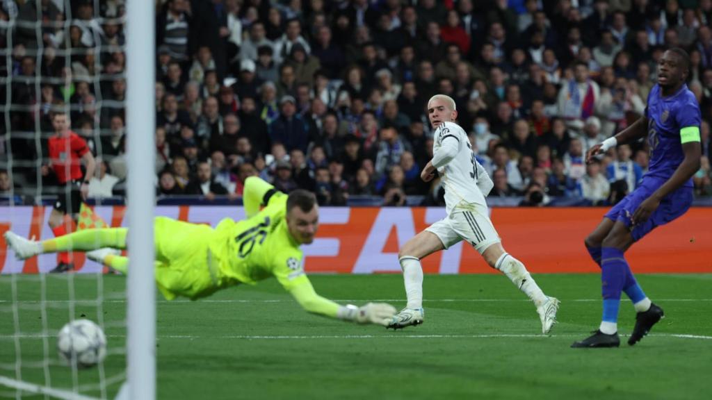 O gol de Mastantuono contra o Mônaco